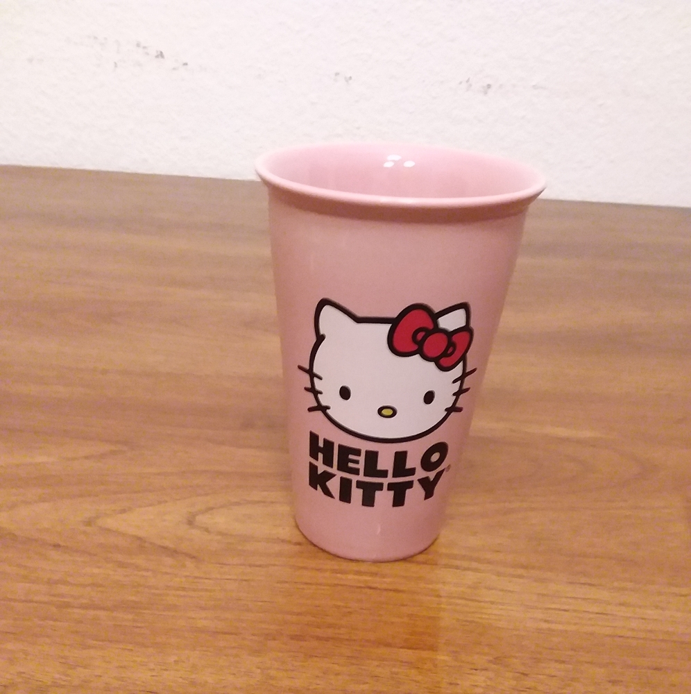 Hello kitty cup